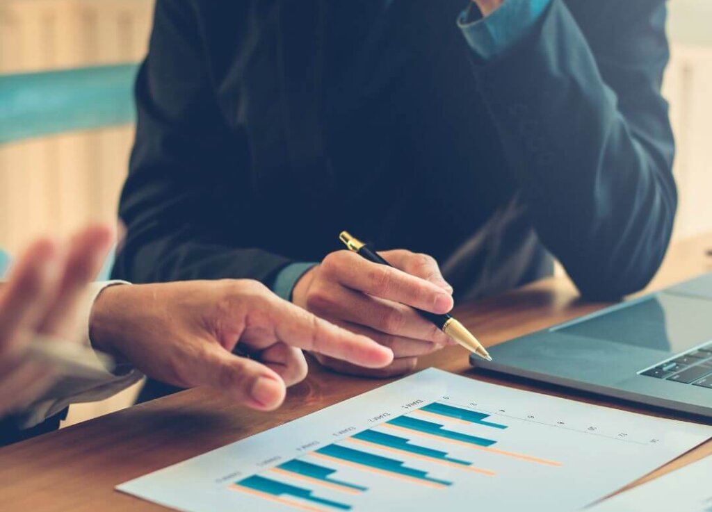 Strategies For Managing Your Money During Times Of Financial Uncertainty Strategies For Managing Your Money During Times Of Financial Uncertainty